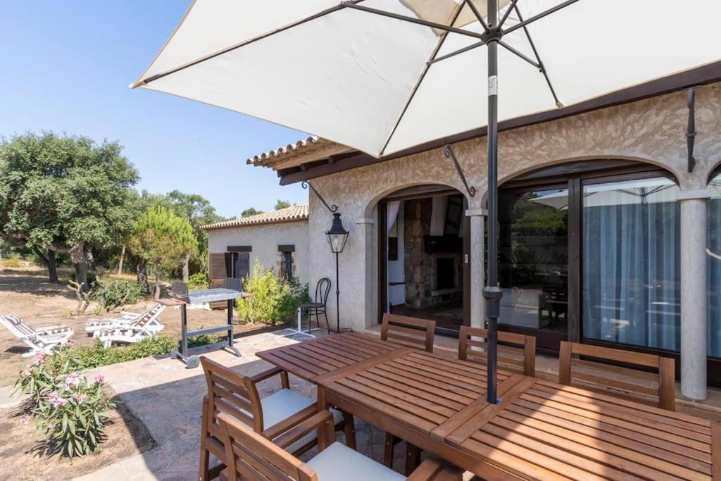 Villa Ventisca Кастел Пладжа де Аро Екстериор снимка